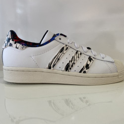 SUPERSTAR W